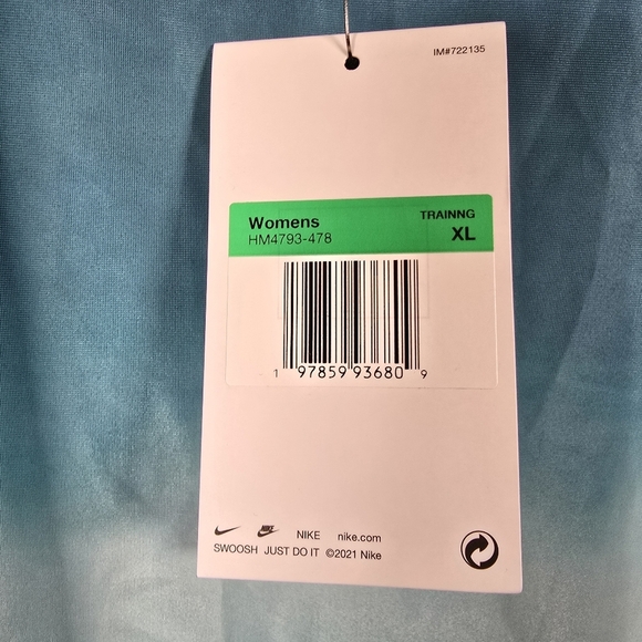 NWT Nike Women's Blue X Norblack Norwhite Dri-Fit Printed Tank Top Size XL - Picture 8 of 12